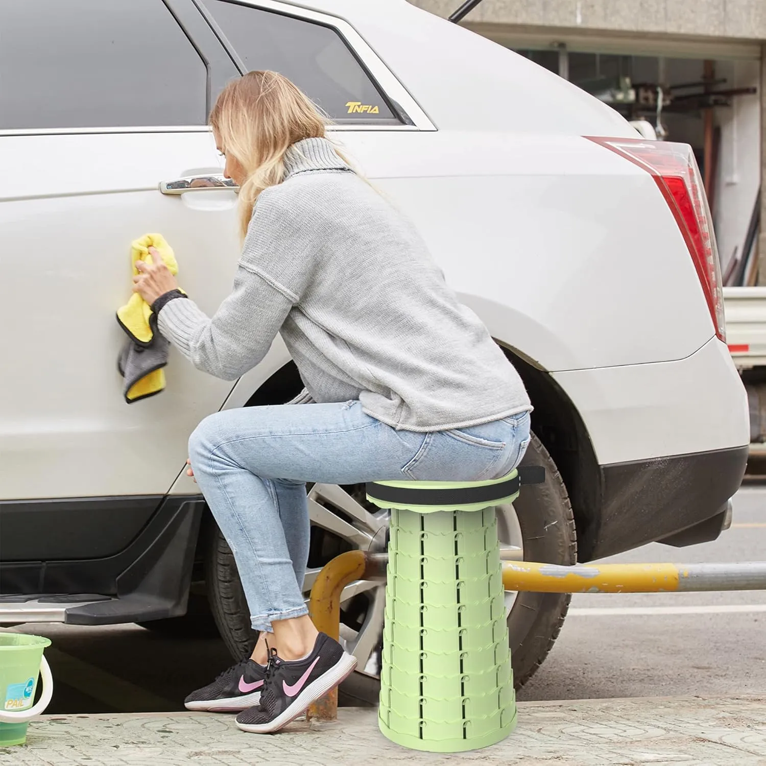 ALEVMOOM Portable Telescoping Stool Collapsible Stool with Cushion & Bag, Retractable Folding Stool for Adults Foldable Seat Sturdy Capacity 440 lbs for Camping Fishing Hiking BBQ