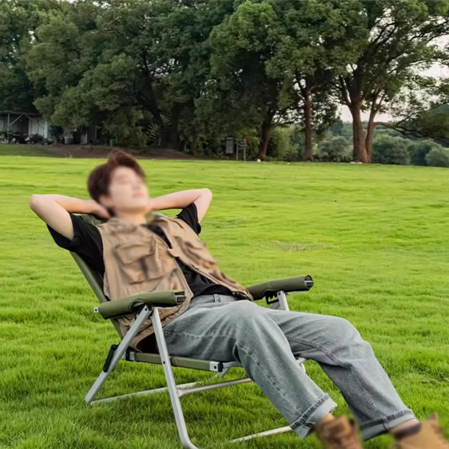 Folding Chaise - Camping Chair, 4th Gear Angle Adjustment, Can Sit and Lie Down, Load Bearing Capacity of 180KG, Suitable for Outdoor Activities Such As Camping, Fishing, Etc