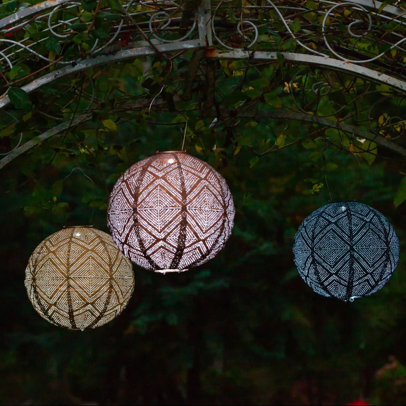 Market Solar Lantern