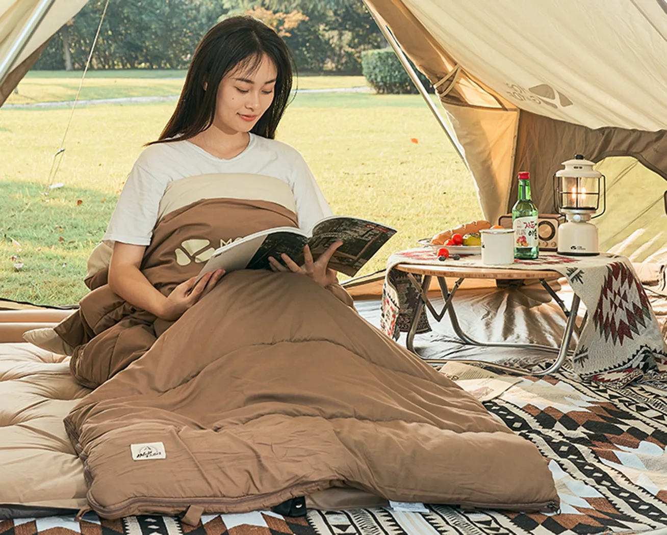 Mobi Garden Crescent Sleeping Bag 1.4 Single - Ivory