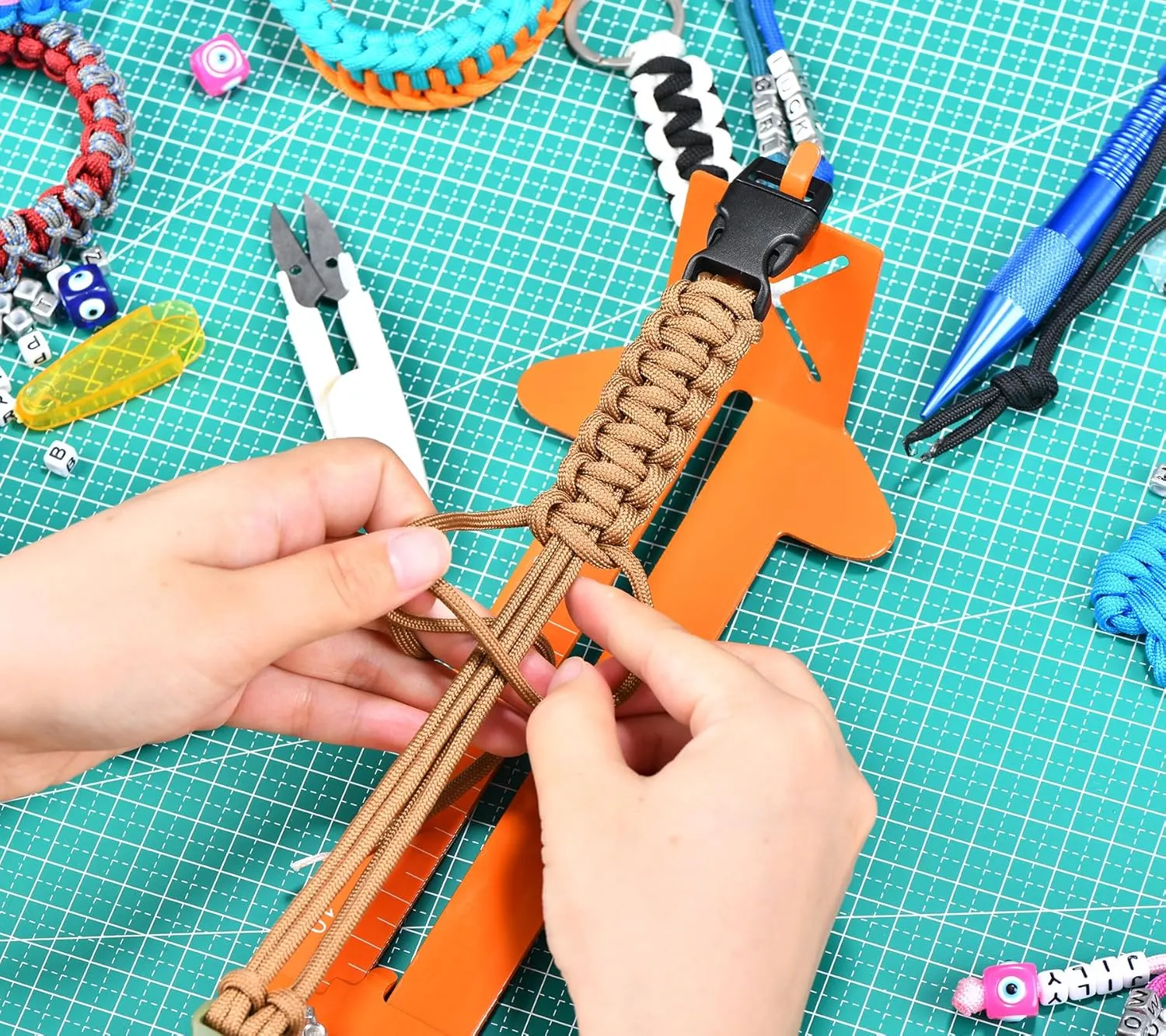 MONOBIN 2 in 1 Paracord Metal Jig, Adjustable Length Paracord Maker- Weaving DIY Craft Paracord Tool 4" to 13" with Buckles and Non-Slip Mat (Orange, 13.2in)