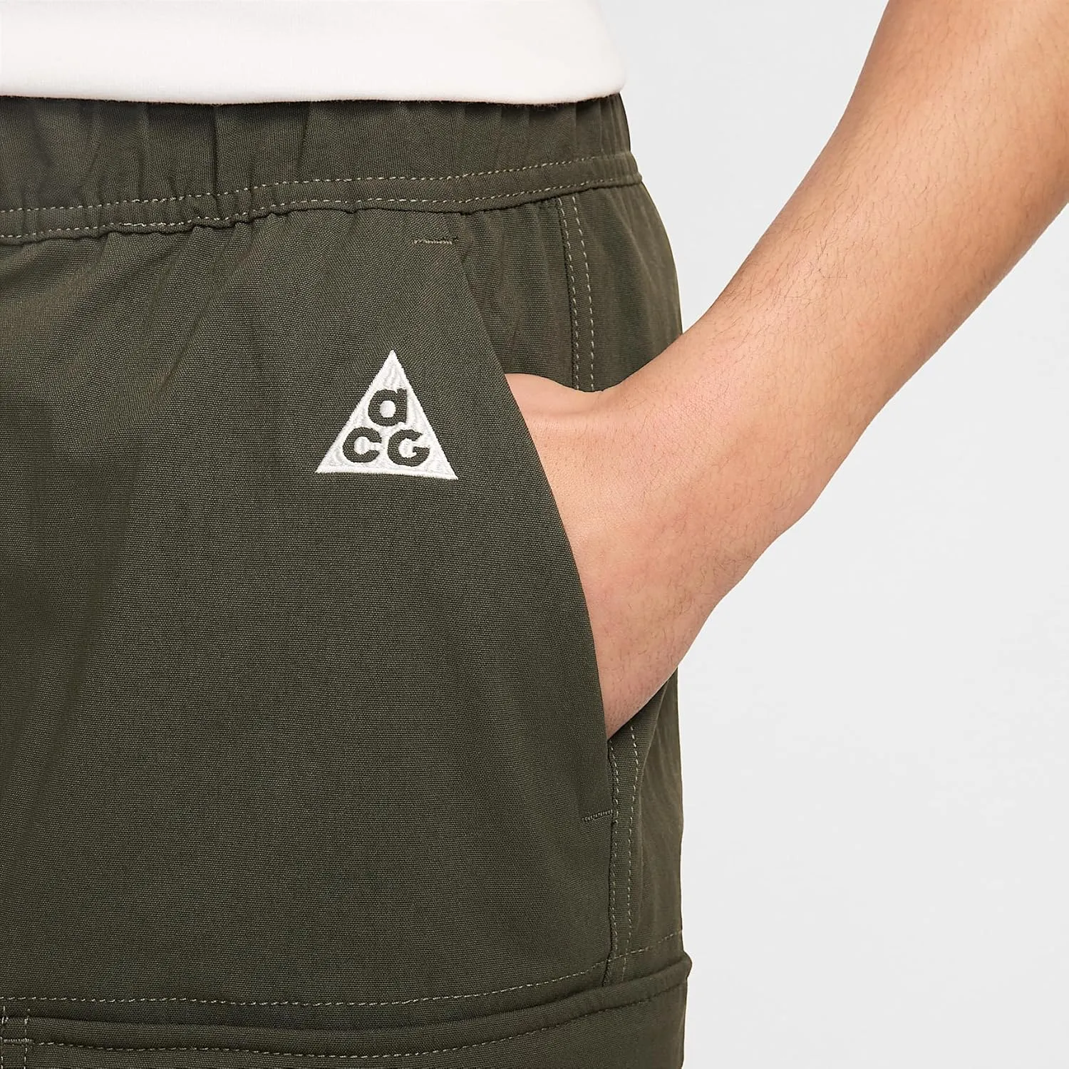 Nike ACG Smith Summit Men's Cargo Pants (FN0428-355, Sequoia/Medium Olive/Summit White)