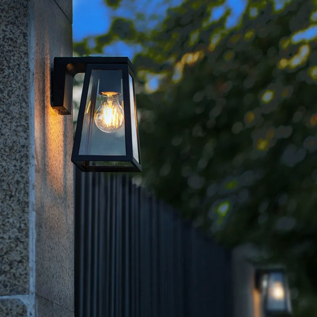 #S21 Vintage Solar Wall Light