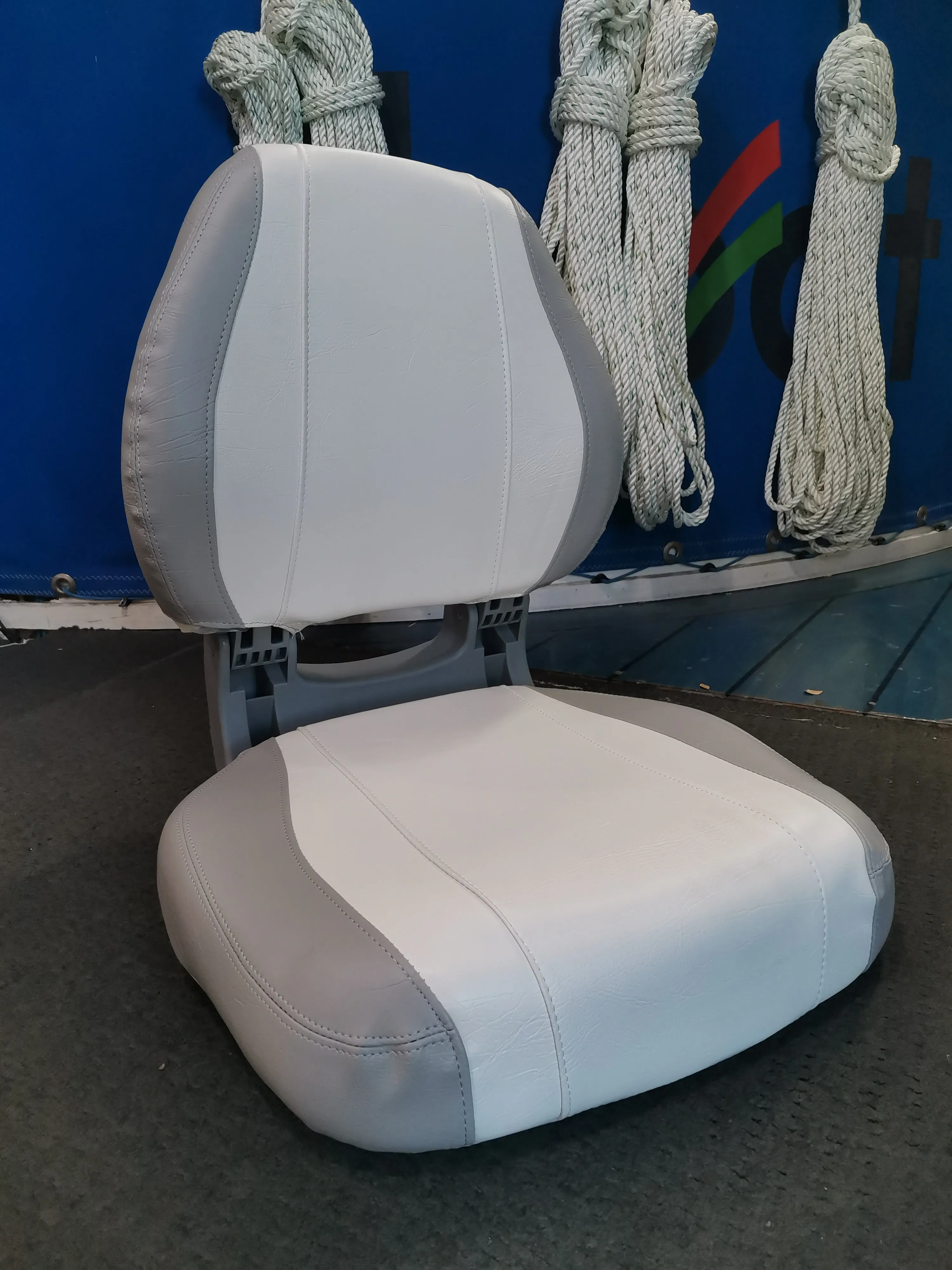 Sirocco Folding Seat