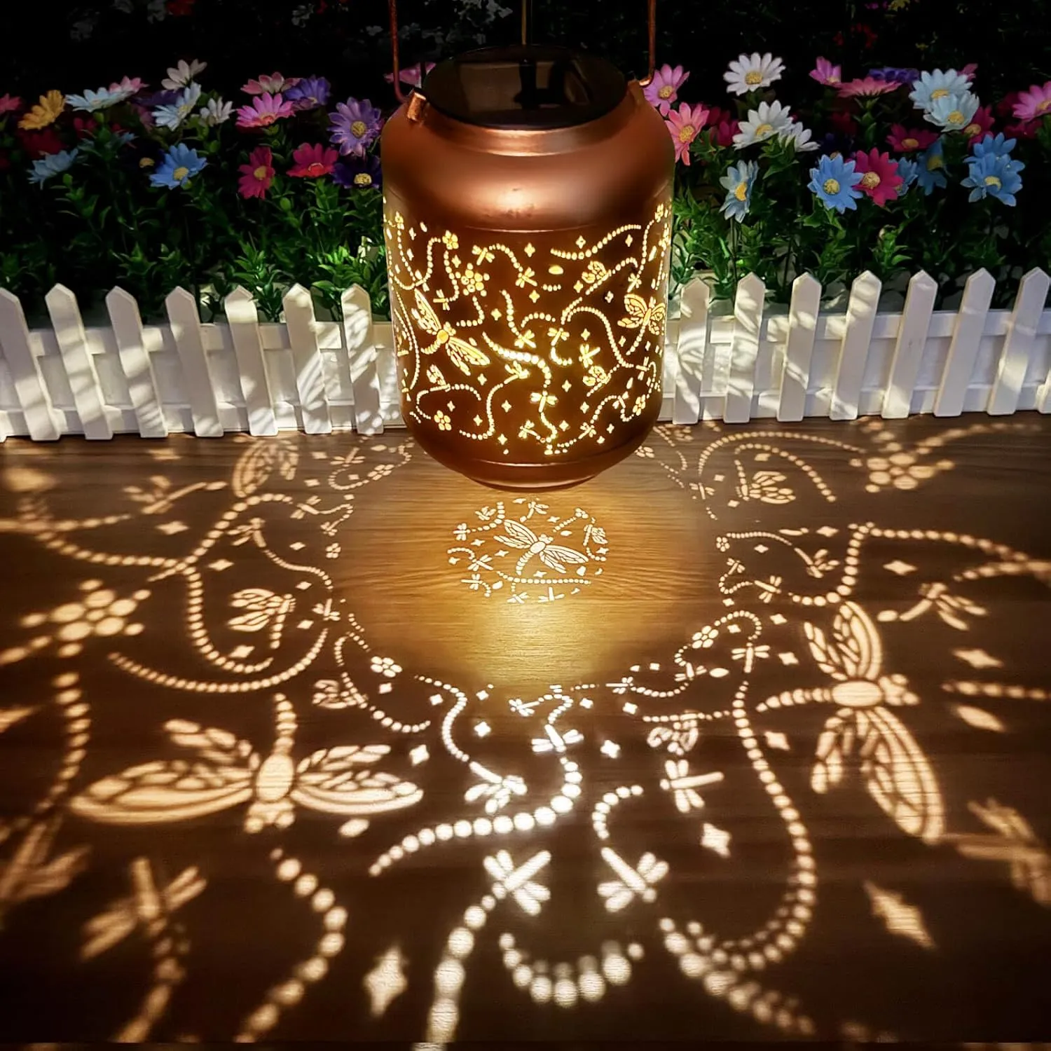 Solar Lanterns Outdoor Waterproof, Dragonfly Hanging Solar Powered Lantern, Hollowed-Out Metal Decor Lantern, LED Decorative Garden Light - Outdoor Garden Decoration for Patio, Yard, Pathway, Lawn