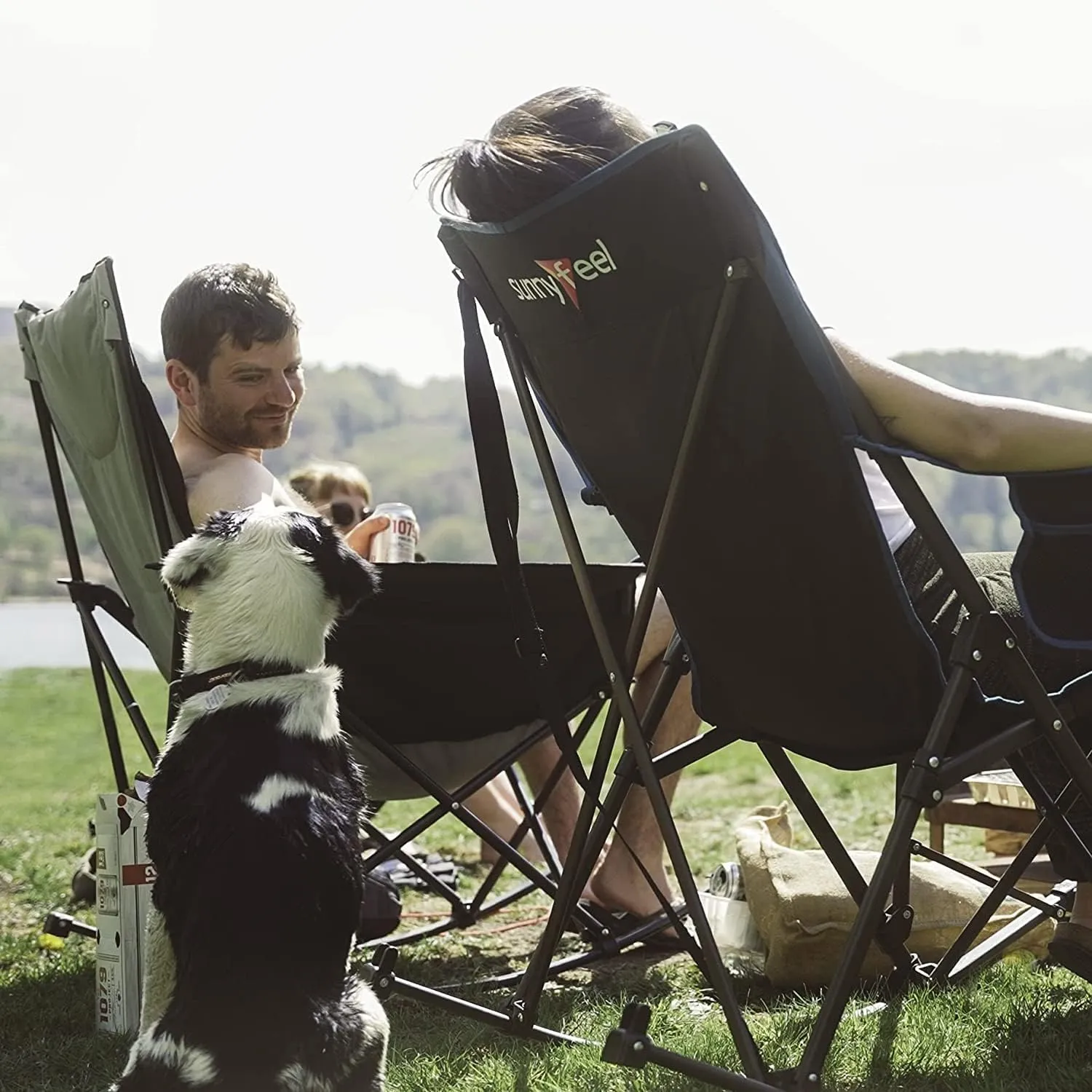 SUNNYFEEL Rocking Camping Chair, Luxury Padded Recliner, Oversized Folding Lawn Chair with Pocket, Heavy Duty for Outdoor/Picnic/Lounge/Patio, Portable Camp Rocker Chairs with Carry Bag