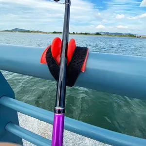 Universal Fishing Rod Holder Silicone U-Shaped Pole Wrap Equipment Suitable for Sea Lake River Fishing MIAO
