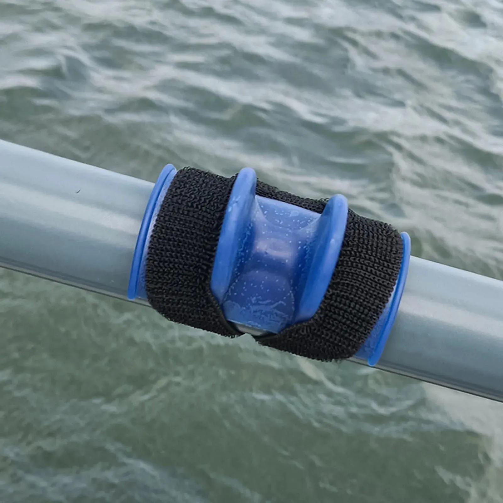 Universal Fishing Rod Holder Silicone U-Shaped Pole Wrap Equipment Suitable for Sea Lake River Fishing MIAO